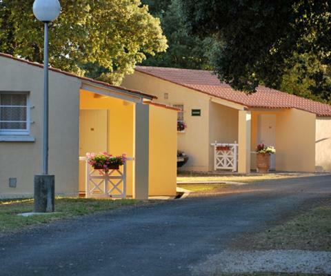 Les Chenes Verts Saint-Savinien Экстерьер фото